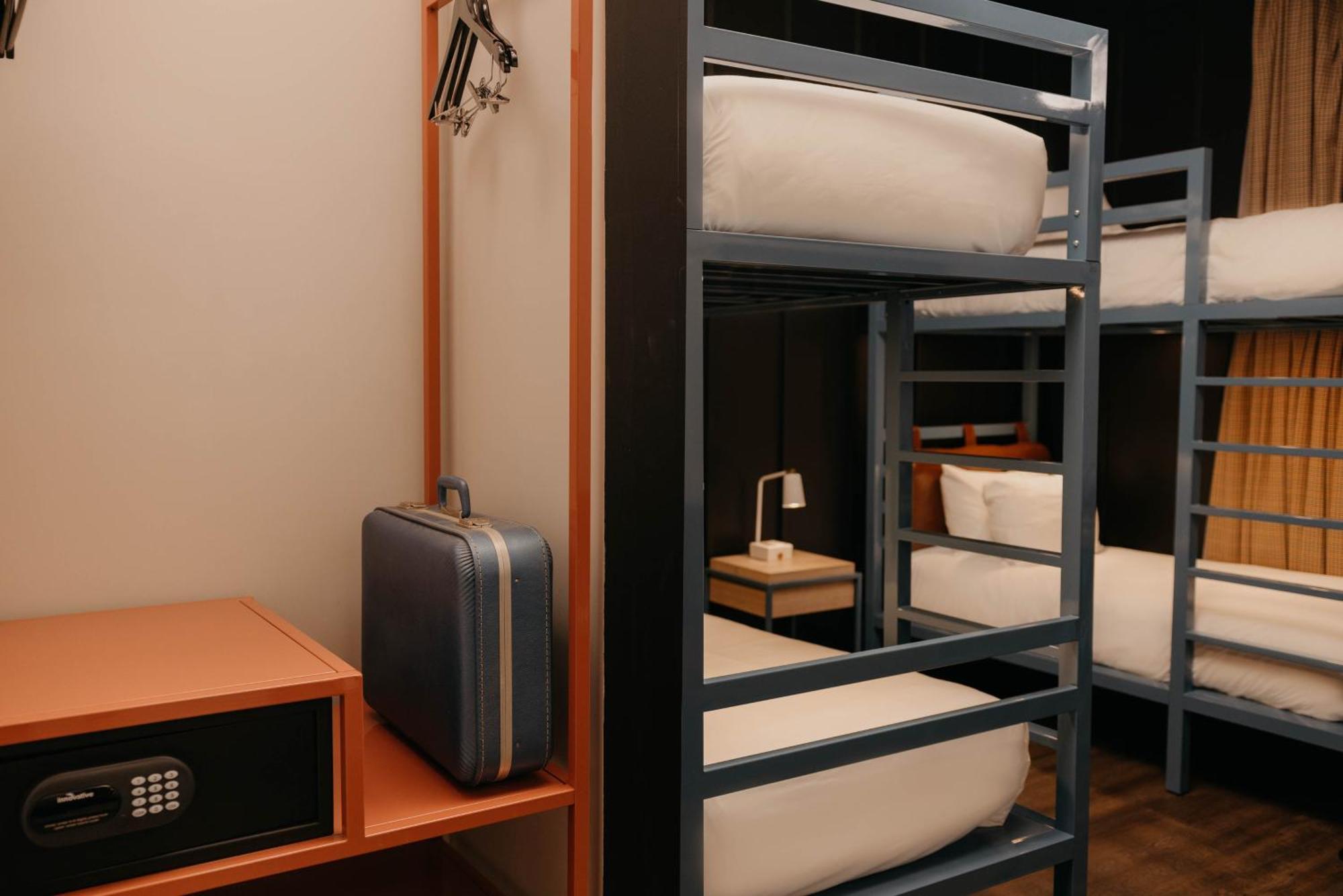 Waymore'S Guest House & Casual Club Нэшвилл Экстерьер фото